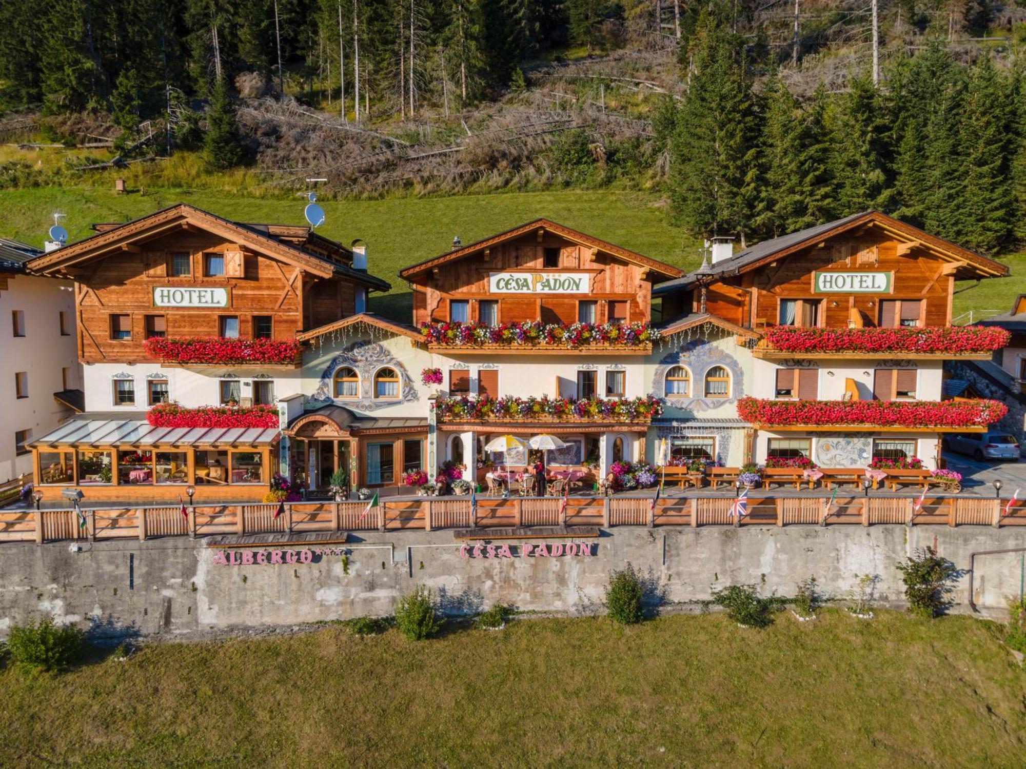 Hotel Cesa Padon Arabba Εξωτερικό φωτογραφία