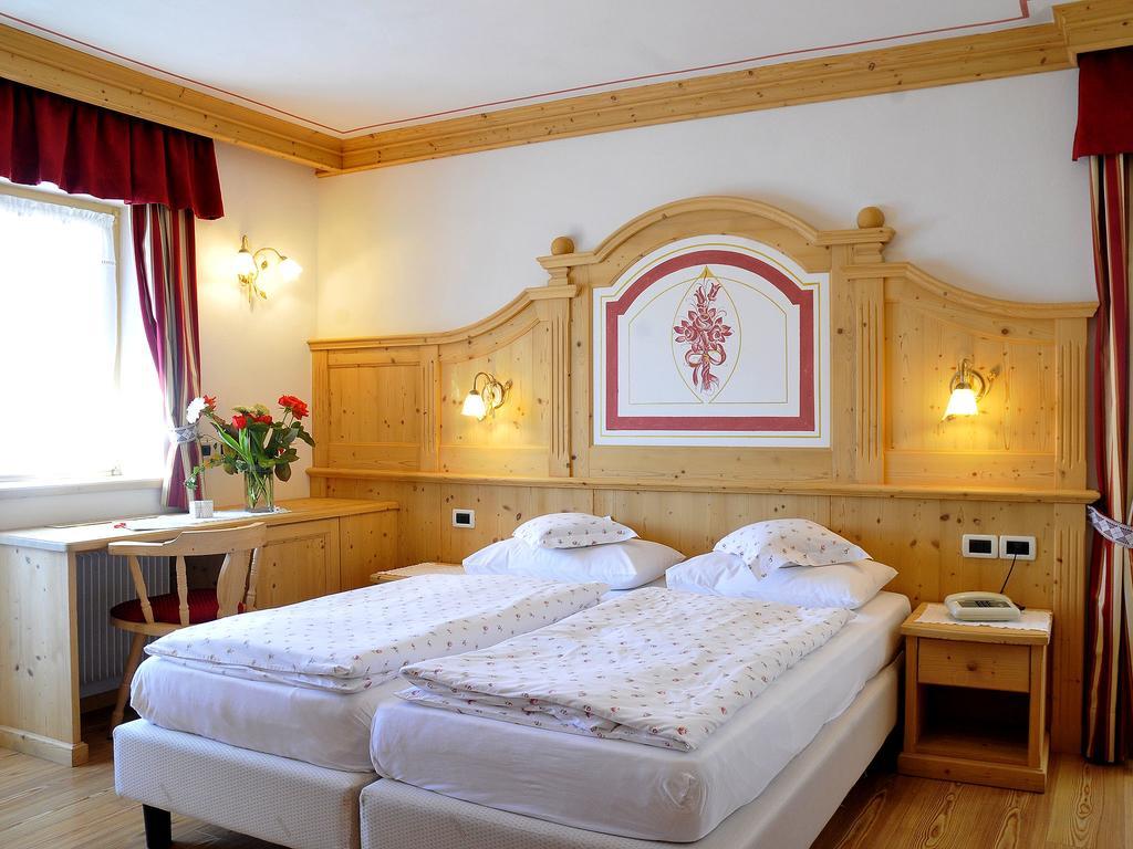 Hotel Cesa Padon Arabba Εξωτερικό φωτογραφία