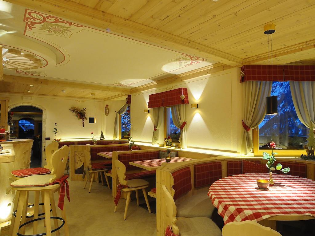 Hotel Cesa Padon Arabba Εξωτερικό φωτογραφία